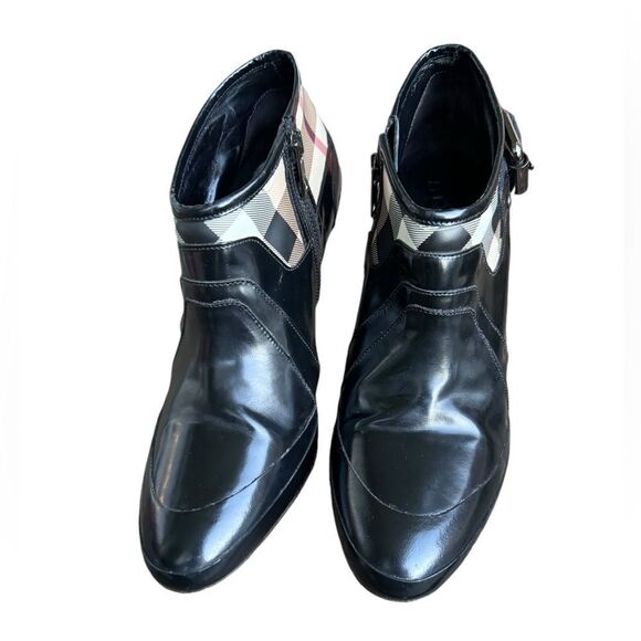 Burberry Black Patent And Nova Check Canvas Buckle Detail Ankle Booties Size 39 - Picture 4 of 8